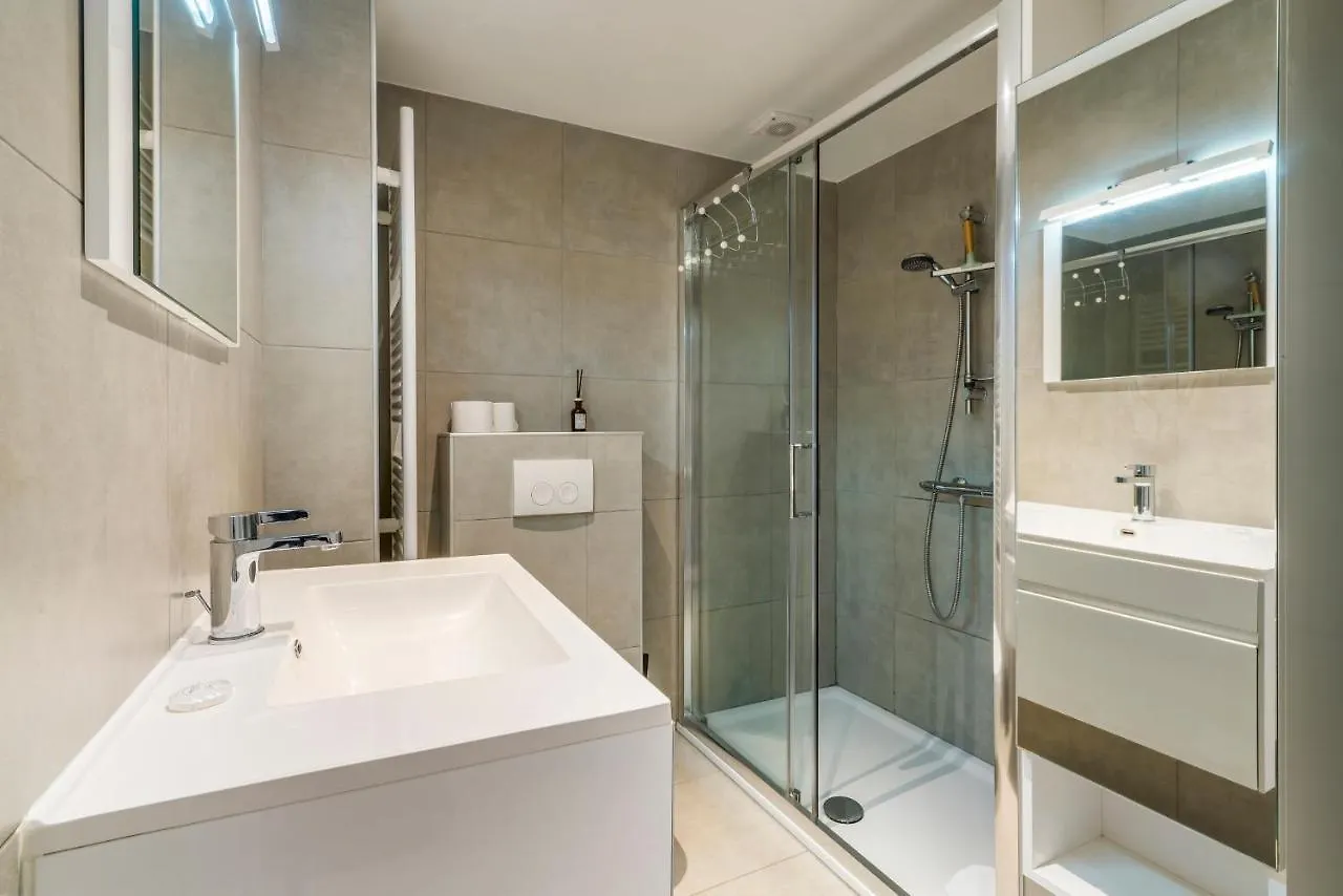 Appartement Retro woning te centrum Oostende, 5min van de kust